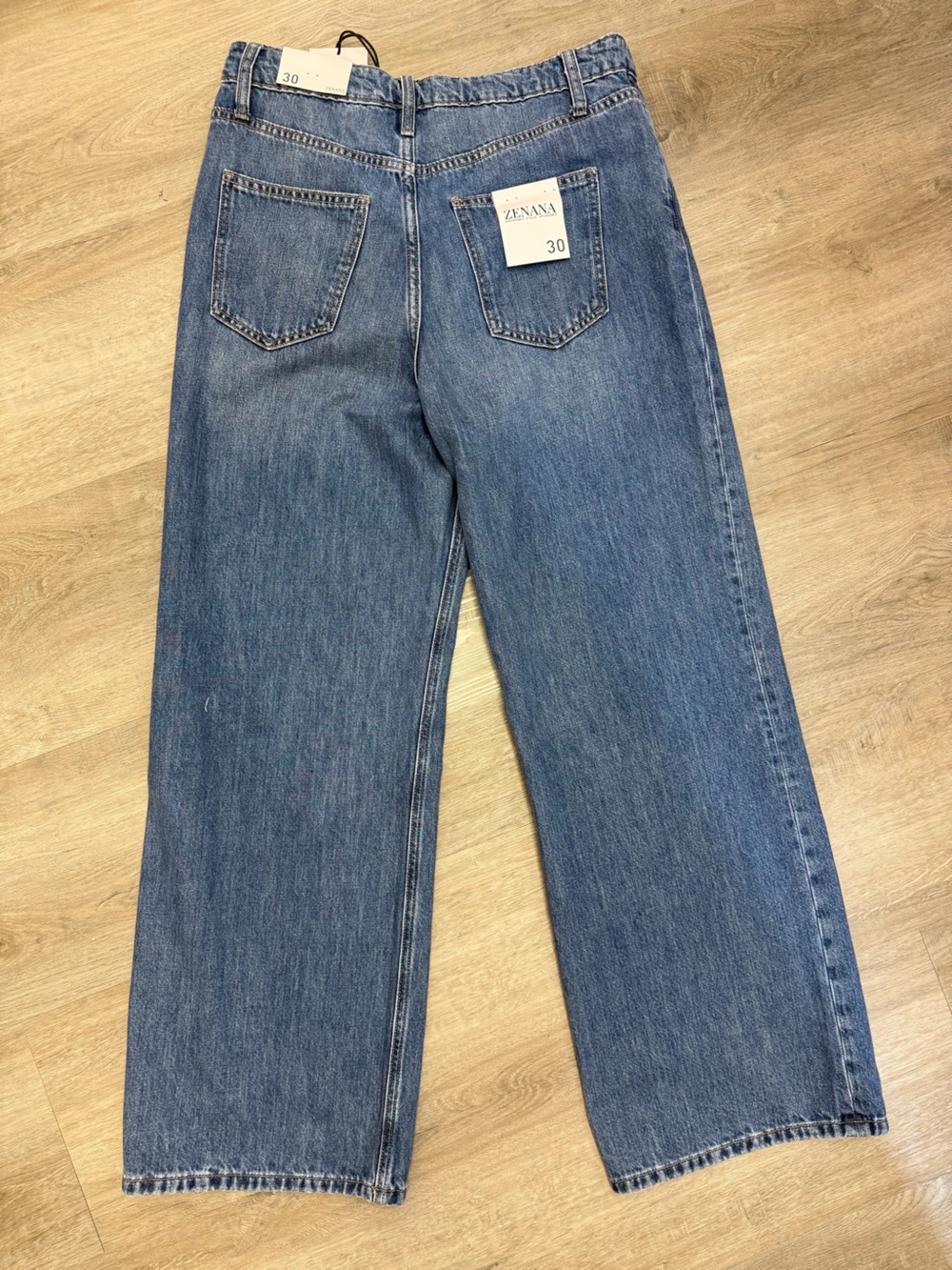 Zenana High Rise Wide Leg Jeans Medium Wash Size 30 NWT 100% Cotton - Picture 2 of 7